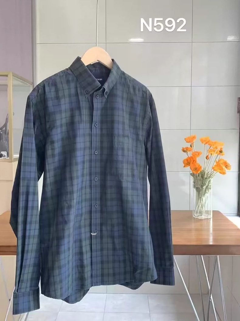 Balenciaga size 38 Plaid shirt 2504-Nextarrow