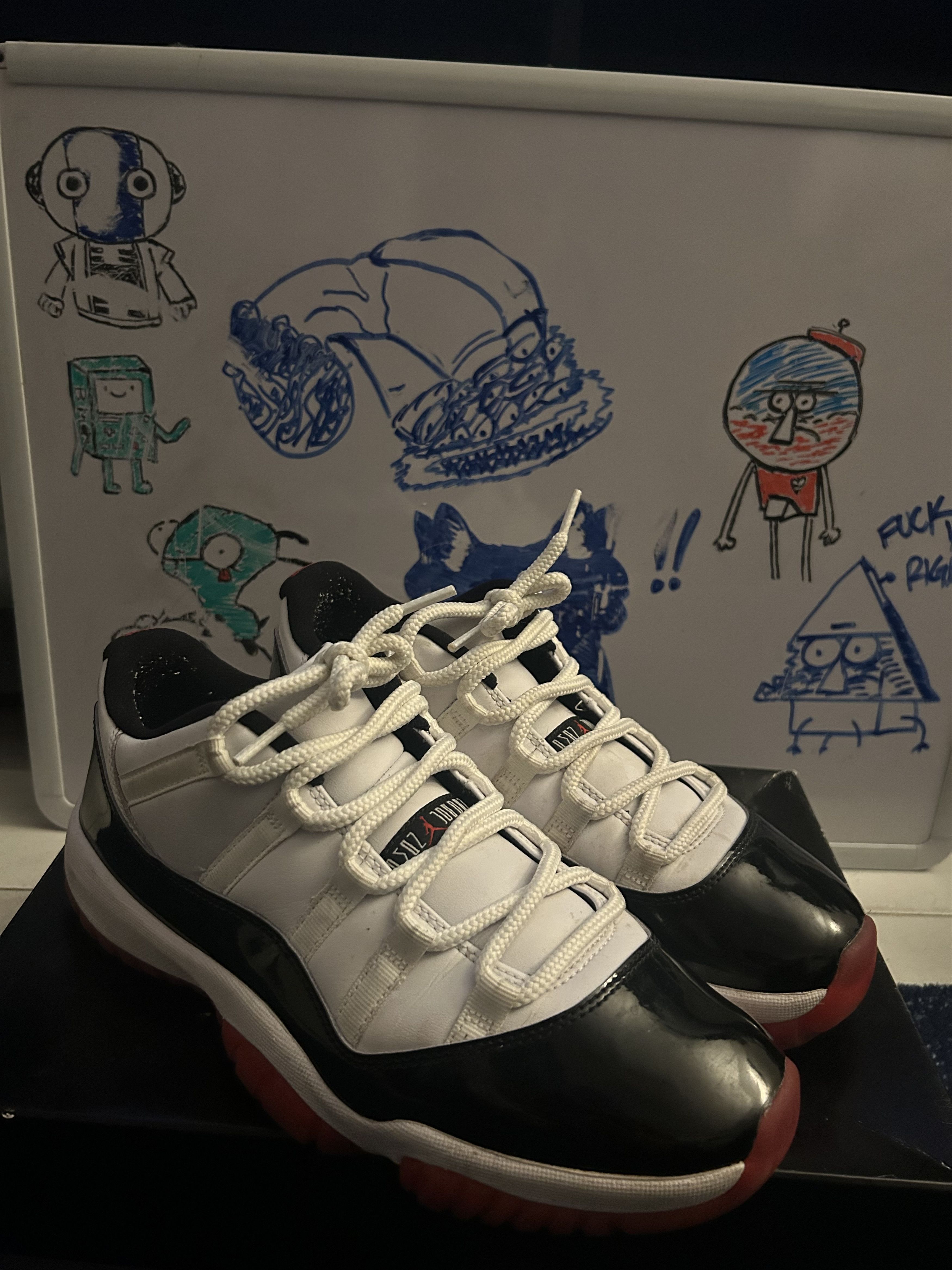 Jordan Brand Jordan 11 Low Concord Red Size US 9.5 / EU 42-43 - 1 Thumbnail