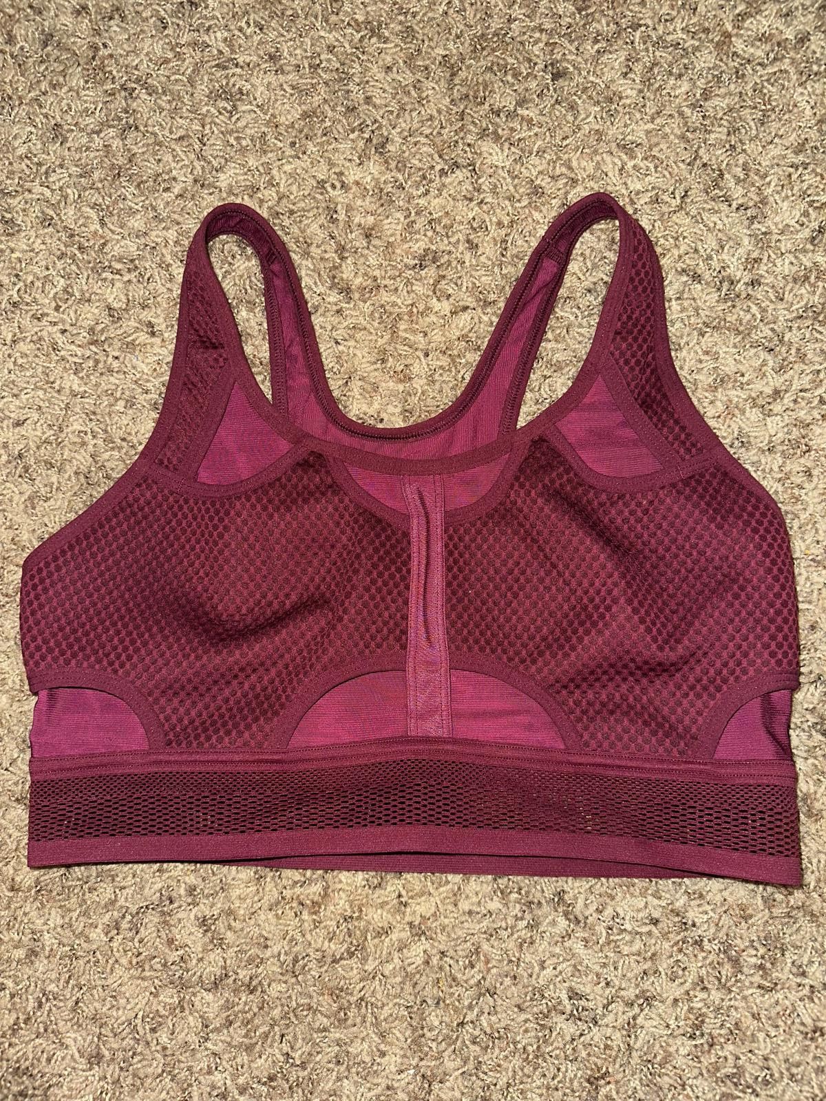 Nike Nike Women's Dri-Fit Swoosh Ultrabreathe Sports Bra Size ONE SIZE - 1 Thumbnail