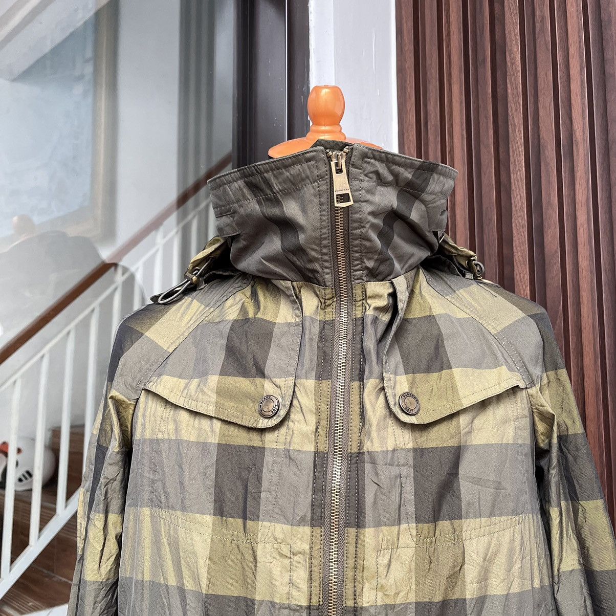 Burberry Authentics Burberry Britt Coat Jacket Tartan Patern Size M / US 6-8 / IT 42-44 - 6 Thumbnail