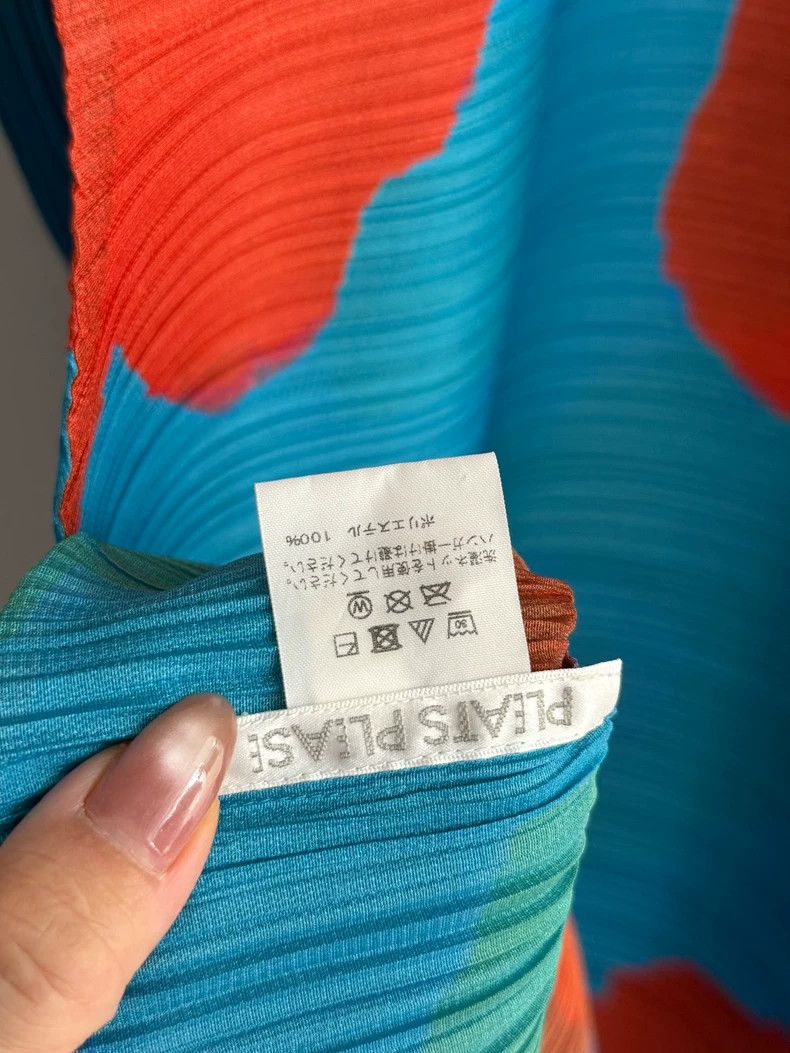Issey Miyake Issey Miyake Sunflower dress Size L / US 10 / IT 46 - 3 Thumbnail