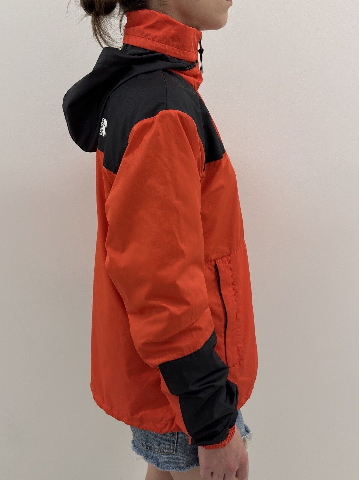 The North Face The North Face Womens Light Jacket Nylon Active Windbraker Size M / US 6-8 / IT 42-44 - 9 Thumbnail