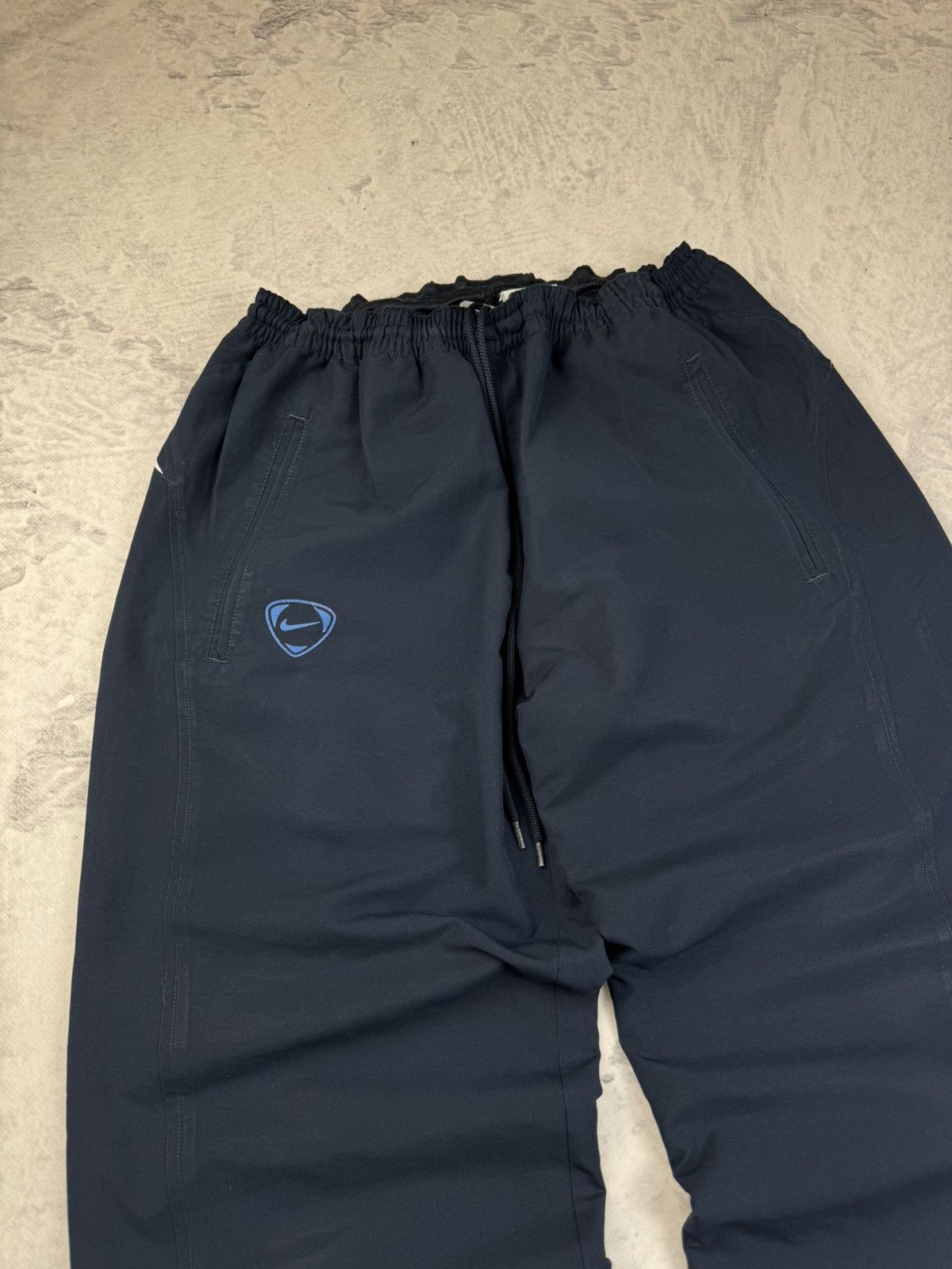 Nike × Vintage NIKE VINTAGE BASIC LOGO OVERSIZE BAGGY PANTS Size US 34 / EU 50 - 2 Thumbnail