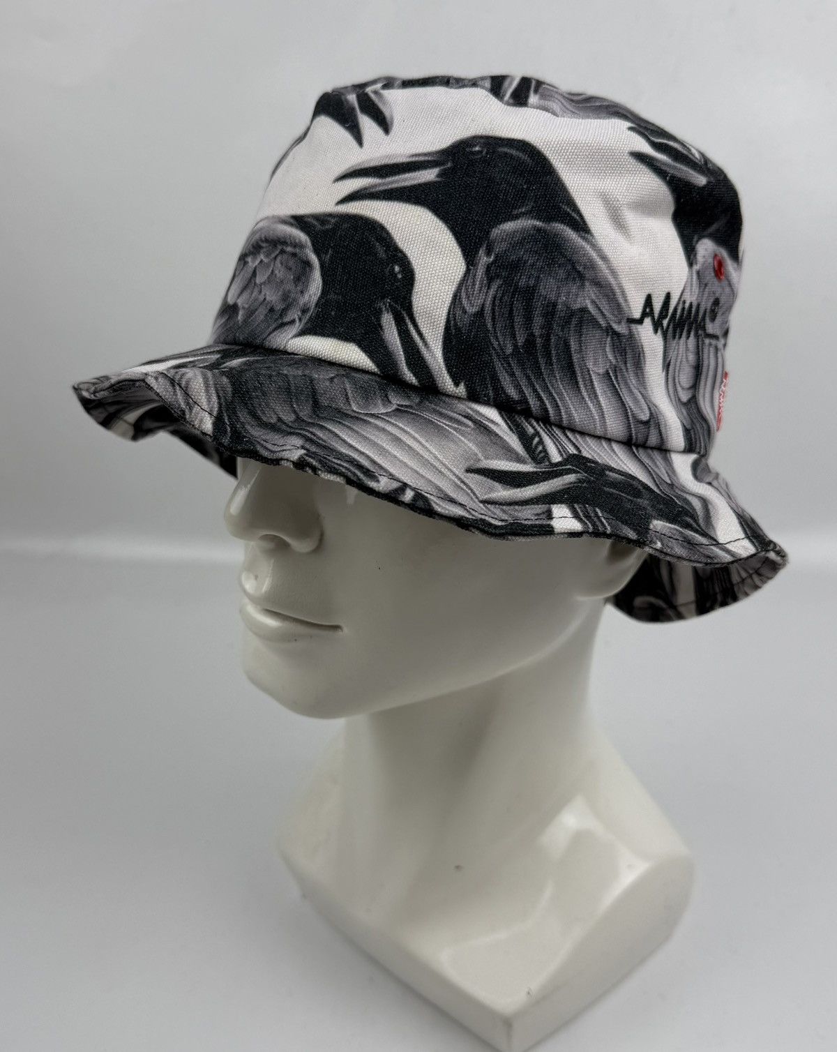 Japanese Brand araina full print bucket hat tc53 Size ONE SIZE - 1 Thumbnail