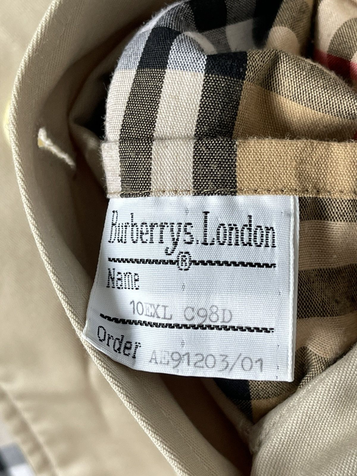 Burberry Vintage 90's Burberry Nova Check Belted Beige Trench Coat Size L / US 10 / IT 46 - 12 Thumbnail