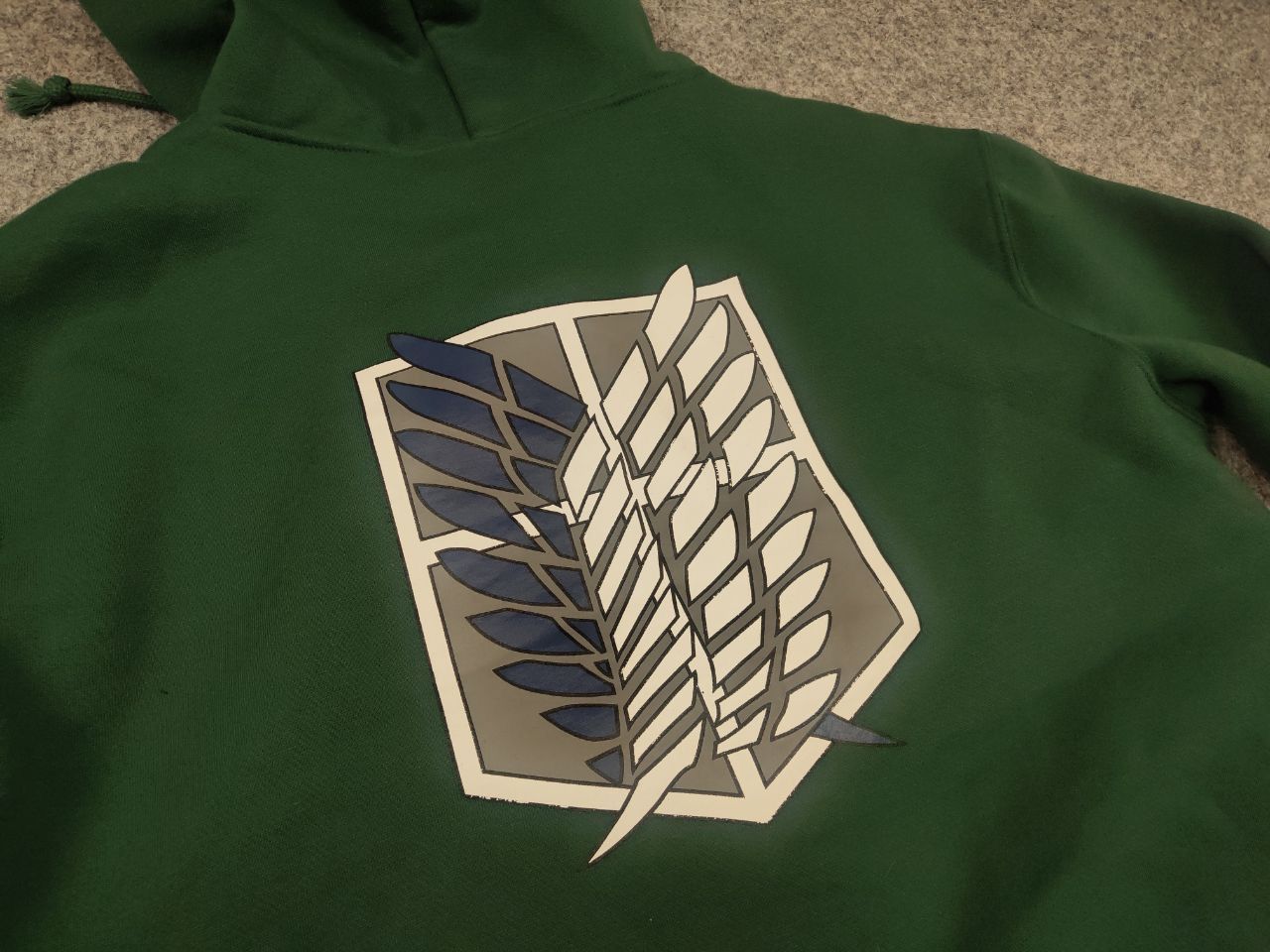 Anime Vintage Attack On Titan Anime Movie Game Zip Logo Hoodie Size US M / EU 48-50 / 2 - 11 Thumbnail