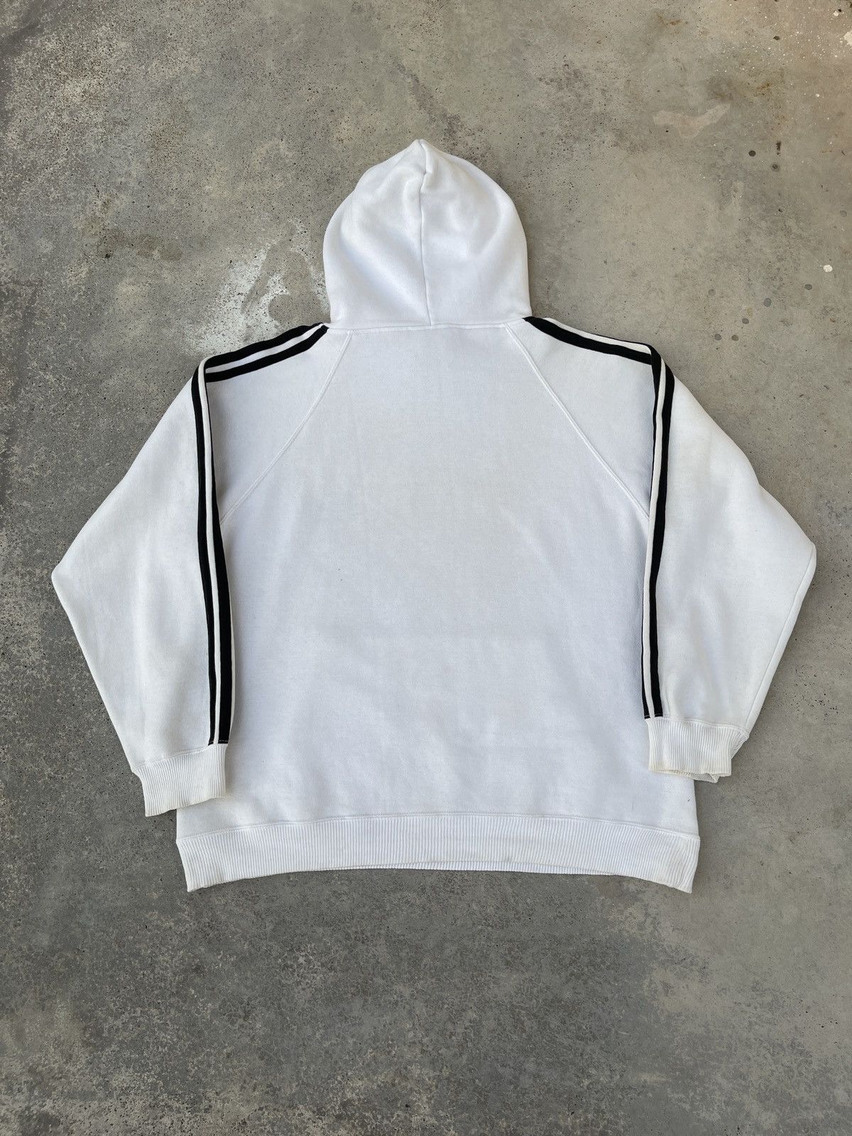 Adidas × Vintage Vintage Adidas Three Stripes Pull Over Hoodie Size US L / EU 52-54 / 3 - 3 Thumbnail