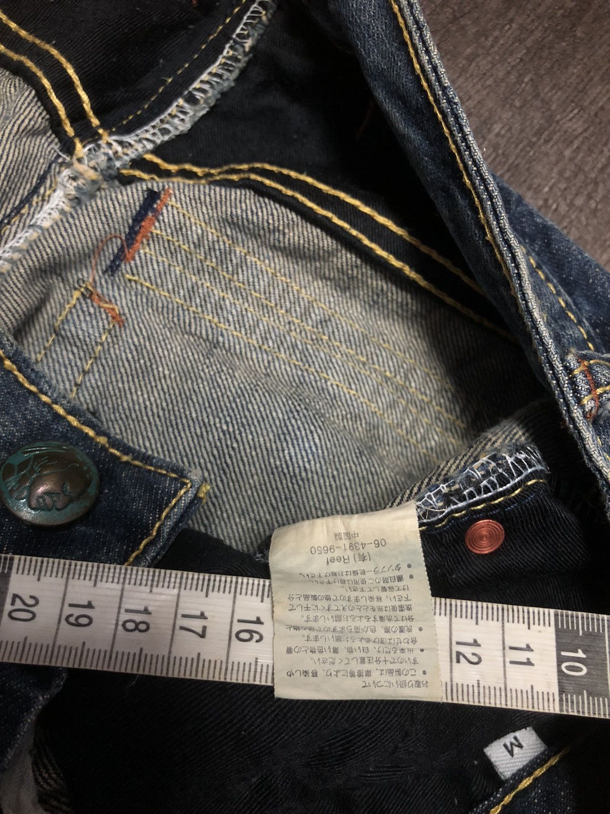 Japanese Brand × REEF Vintage Reef Flare Distressed Jeans (unisex) Size 29" - 17 Thumbnail