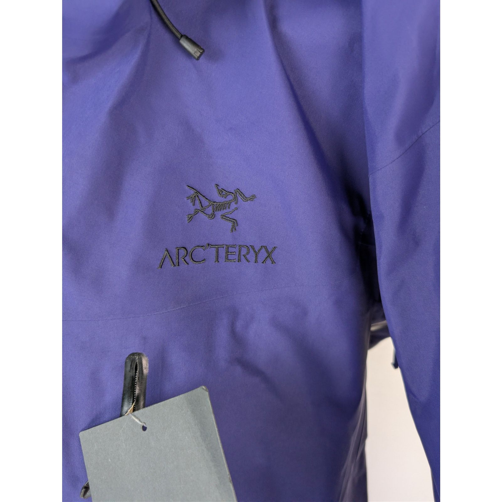 Arc'teryx o1rshd1 Alpha SV Jacket in Soulsonic / Black Size US XL / EU 56 / 4 - 8 Thumbnail