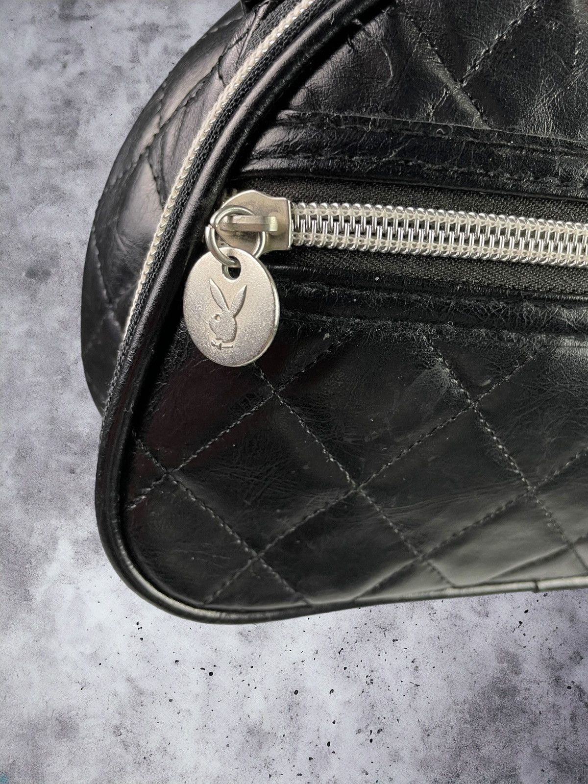 Playboy × Vintage Vintage Y2K Playboy Leather Mini Bag 2000s Size ONE SIZE - 4 Thumbnail