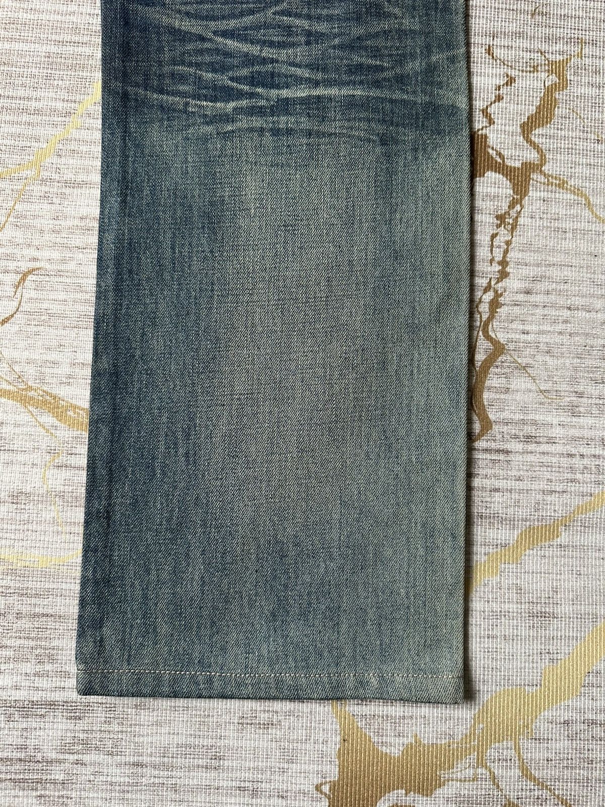 Vanquish Vanquish Tokyo Japan Blue Faded Denim Design Claw Marks Size US 33 - 15 Thumbnail