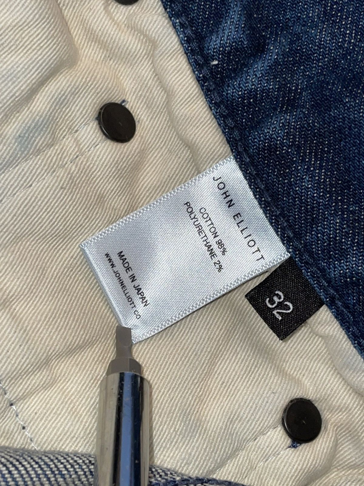 John Elliott John Elliot Thrashed Denim Blue Size 32 Size US 32 / EU 48 - 6 Thumbnail
