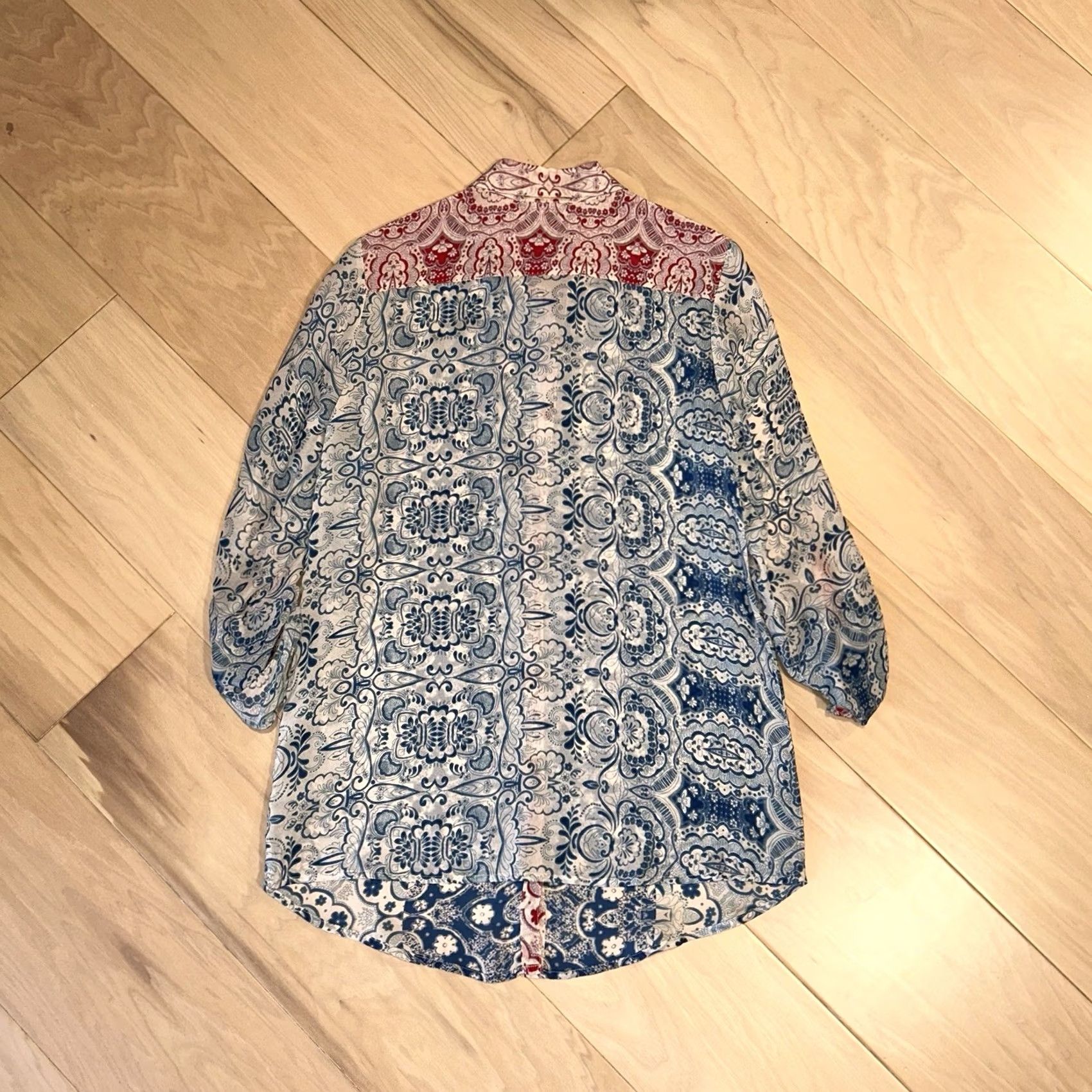 Johnny Was VINTAGE Johnny Was Floral Button Up Tunic Top Roll Up Sleeve Women’s Small Size S / US 4 / IT 40 - 5 Thumbnail
