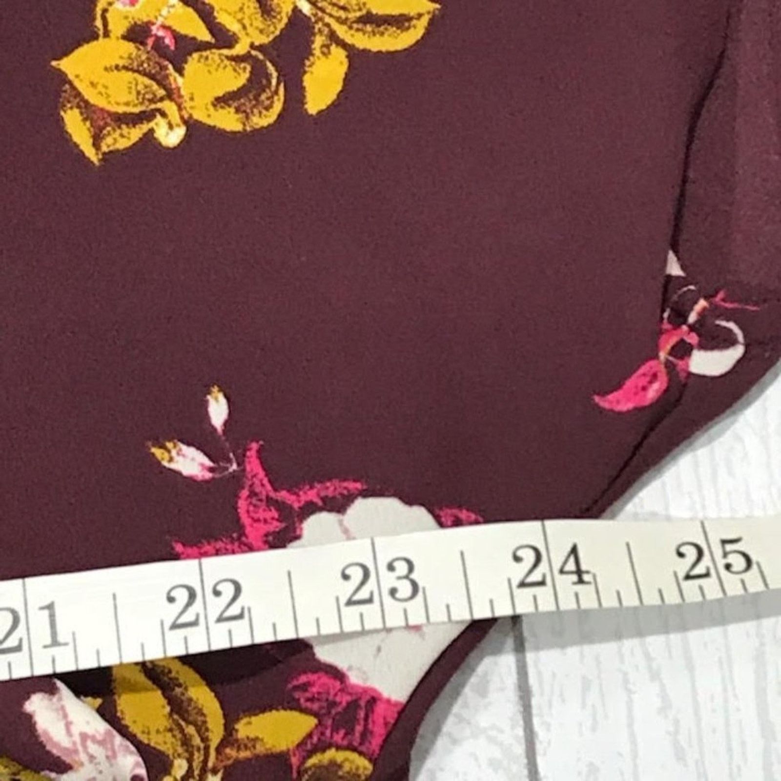 Other Chelsea28 Floral Wrap Top Medium NWOT Size M / US 6-8 / IT 42-44 - 6 Thumbnail