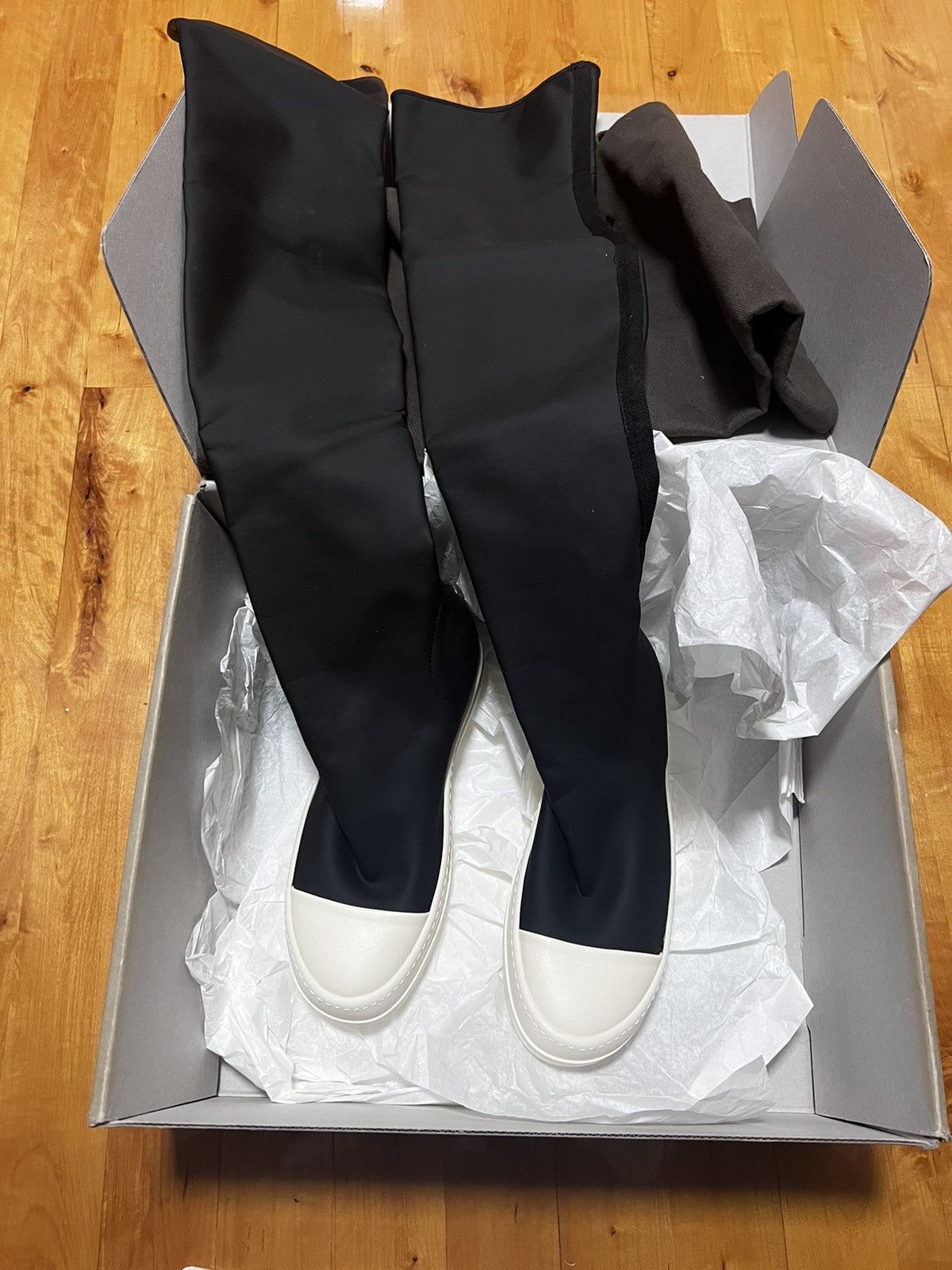 Rick Owens Drkshdw Rick owens ramones thigh high sock sz37.5 Size US 7.5 / IT 37.5 - 1 Thumbnail