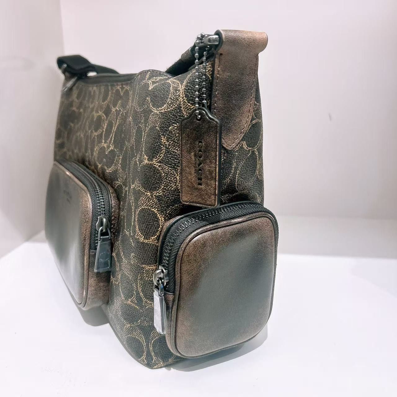 Coach Finn Crossbody Bag Pockets Loved Signature Canvas CDY57 Size ONE SIZE - 4 Thumbnail