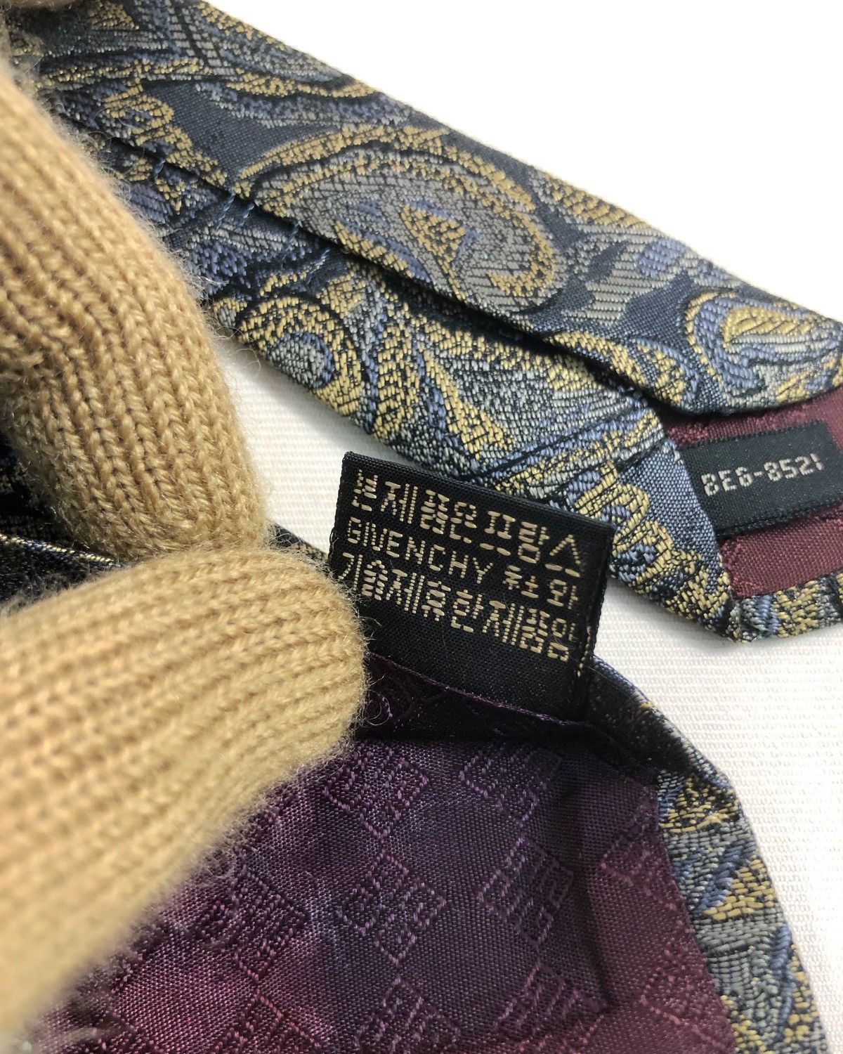 Givenchy × Vintage Rare Vintage Givenchy Cravates Silk Tie Size ONE SIZE - 8 Thumbnail