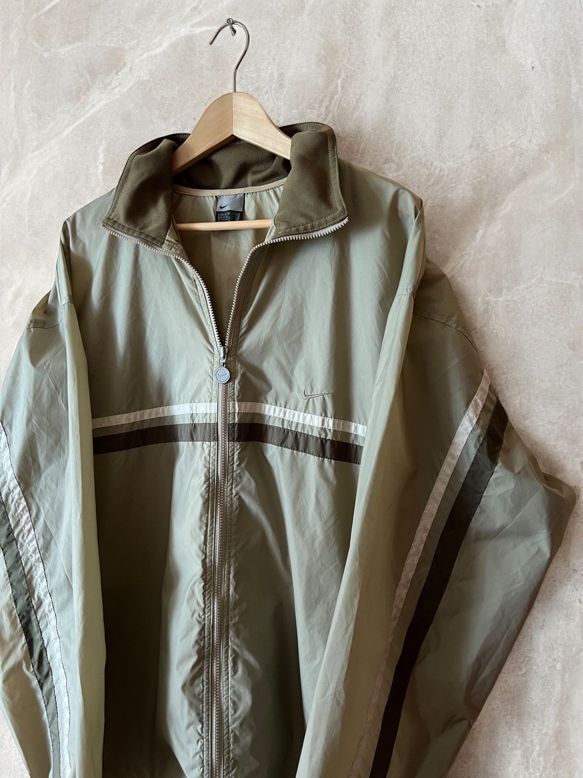 Nike × Vintage NIKE NYLON VINTAGE TRACK JACKET SWOOSH 90s BOMBER LOGO y2k Size US XL / EU 56 / 4 - 5 Thumbnail