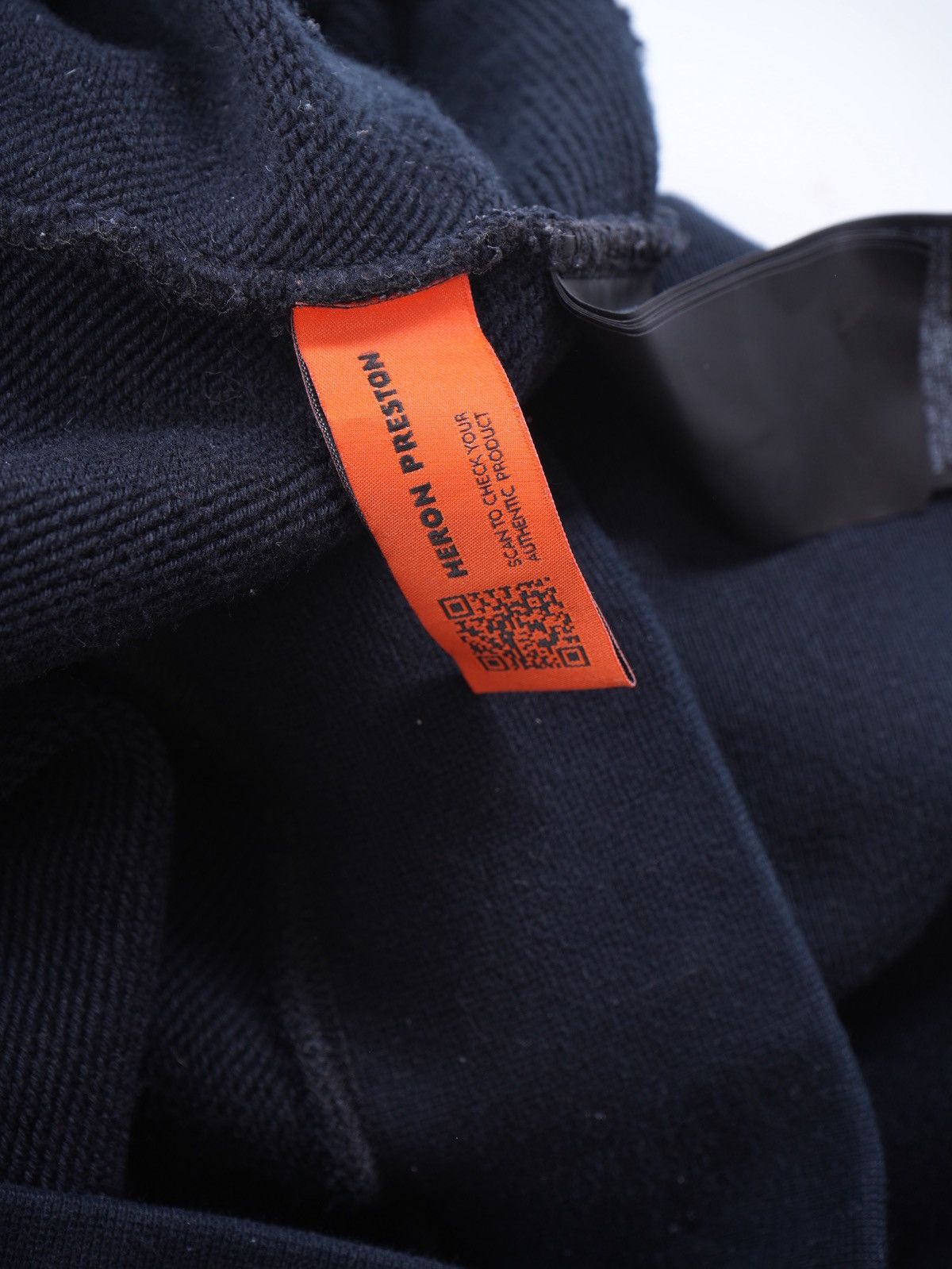 Heron Preston HERON PRESTON GRAPHIC PRINT BLACK HOODIE SWEATSHIRT Size US M / EU 48-50 / 2 - 6 Thumbnail