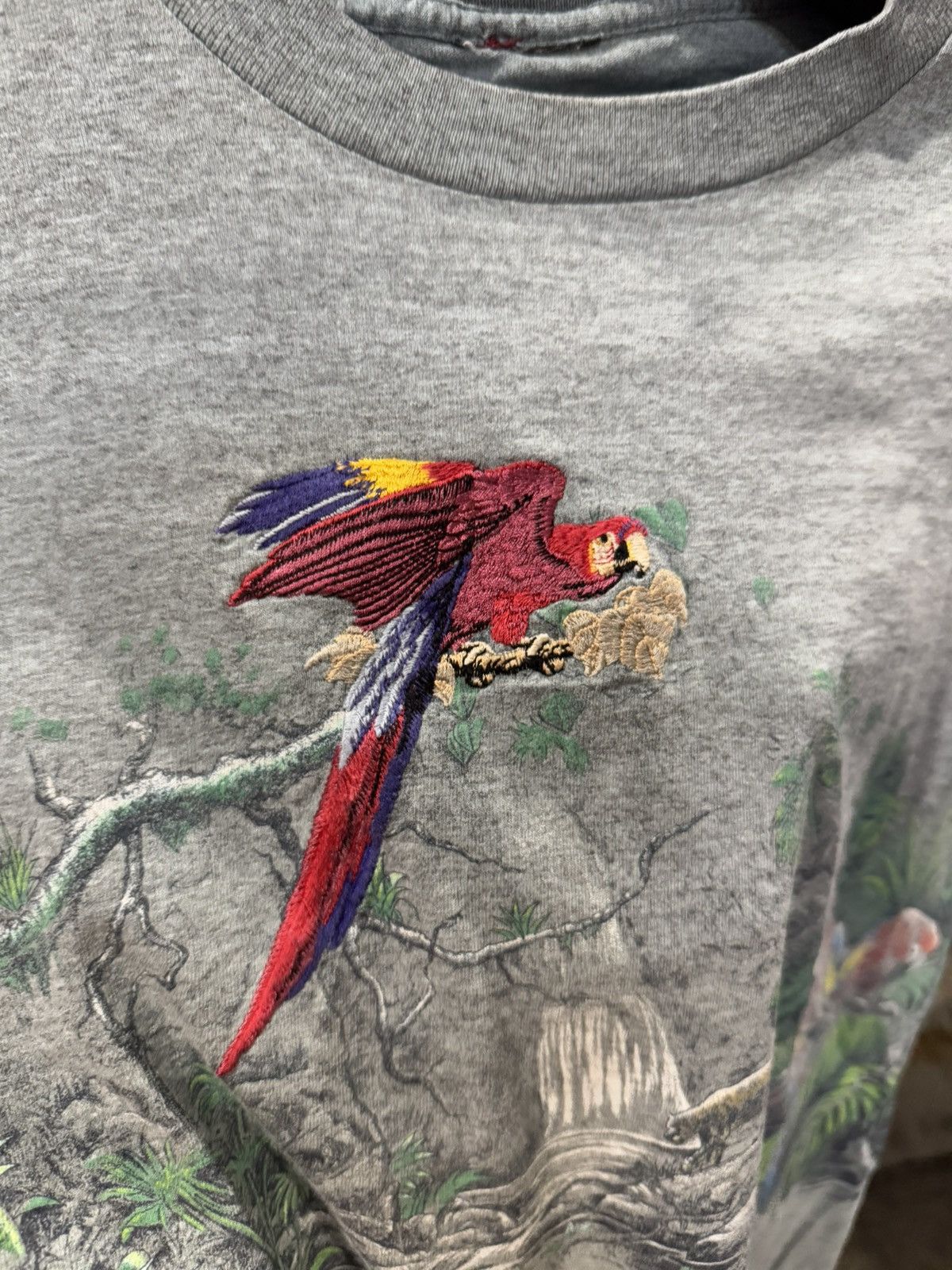 Rainforest 90s Single Stitch Vintage Rainforest Cafe AOP Tee XL Size US XL / EU 56 / 4 - 3 Thumbnail