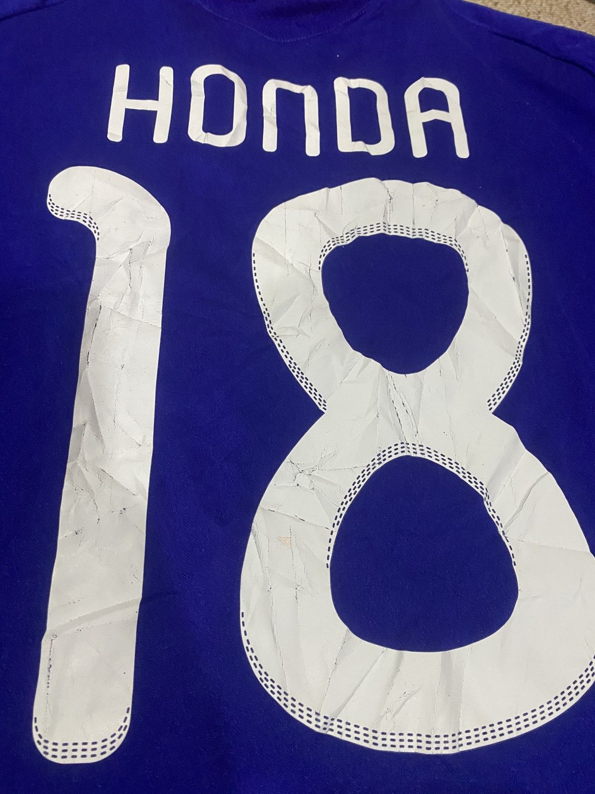 Japanese Brand World cup 2010 japan jersey(fur watermark) Size US M / EU 48-50 / 2 - 6 Thumbnail