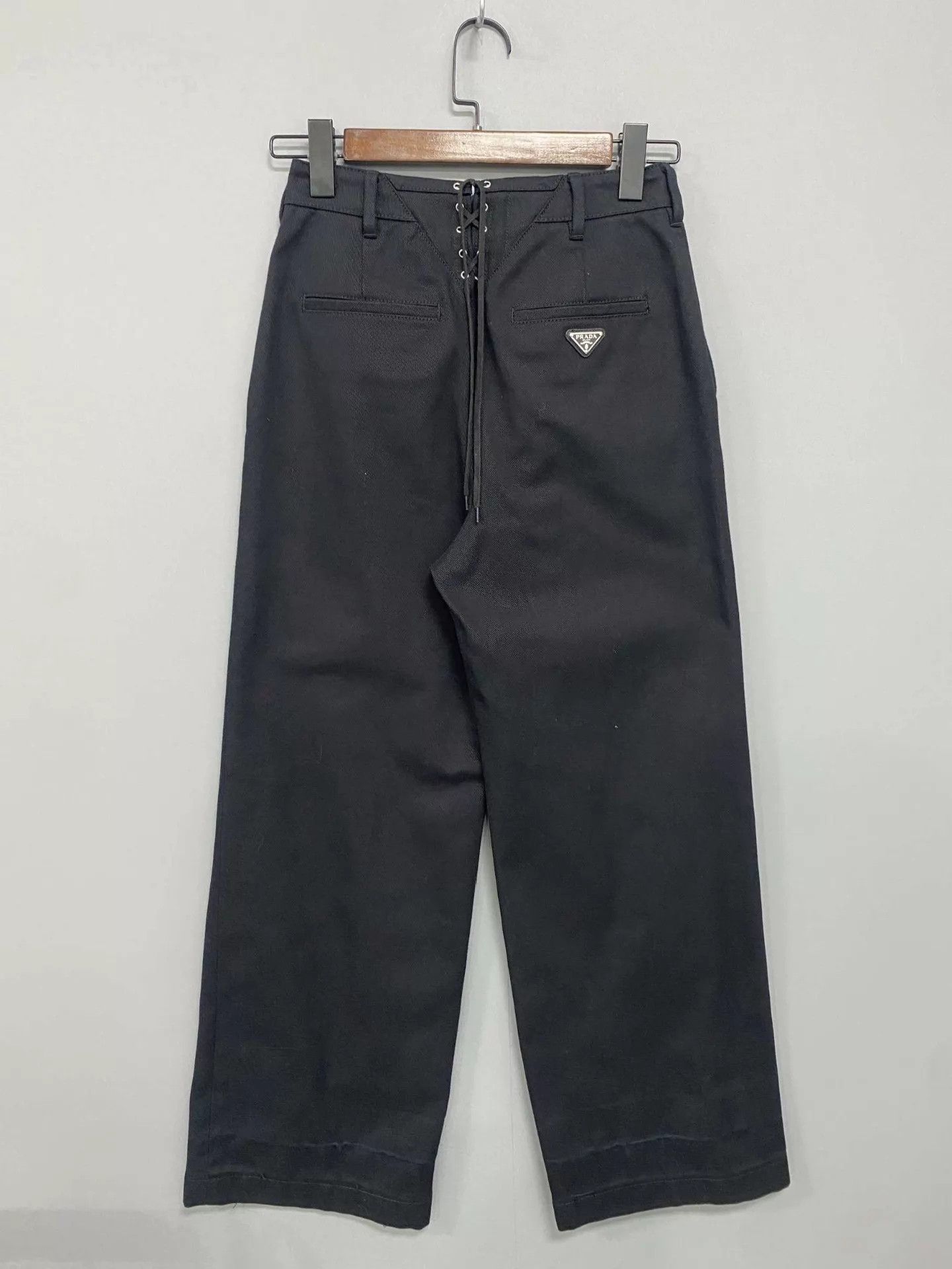 Prada PRADA Black Triangle Logo Wide-Leg Pants 36S New with Tags Size 24" / US 00 / IT 34 - 3 Thumbnail