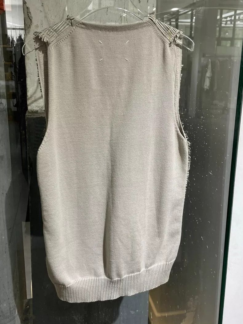 Maison Margiela Maison Margiela Cowhide stitching vest Size S / US 4 / IT 40 - 4 Thumbnail