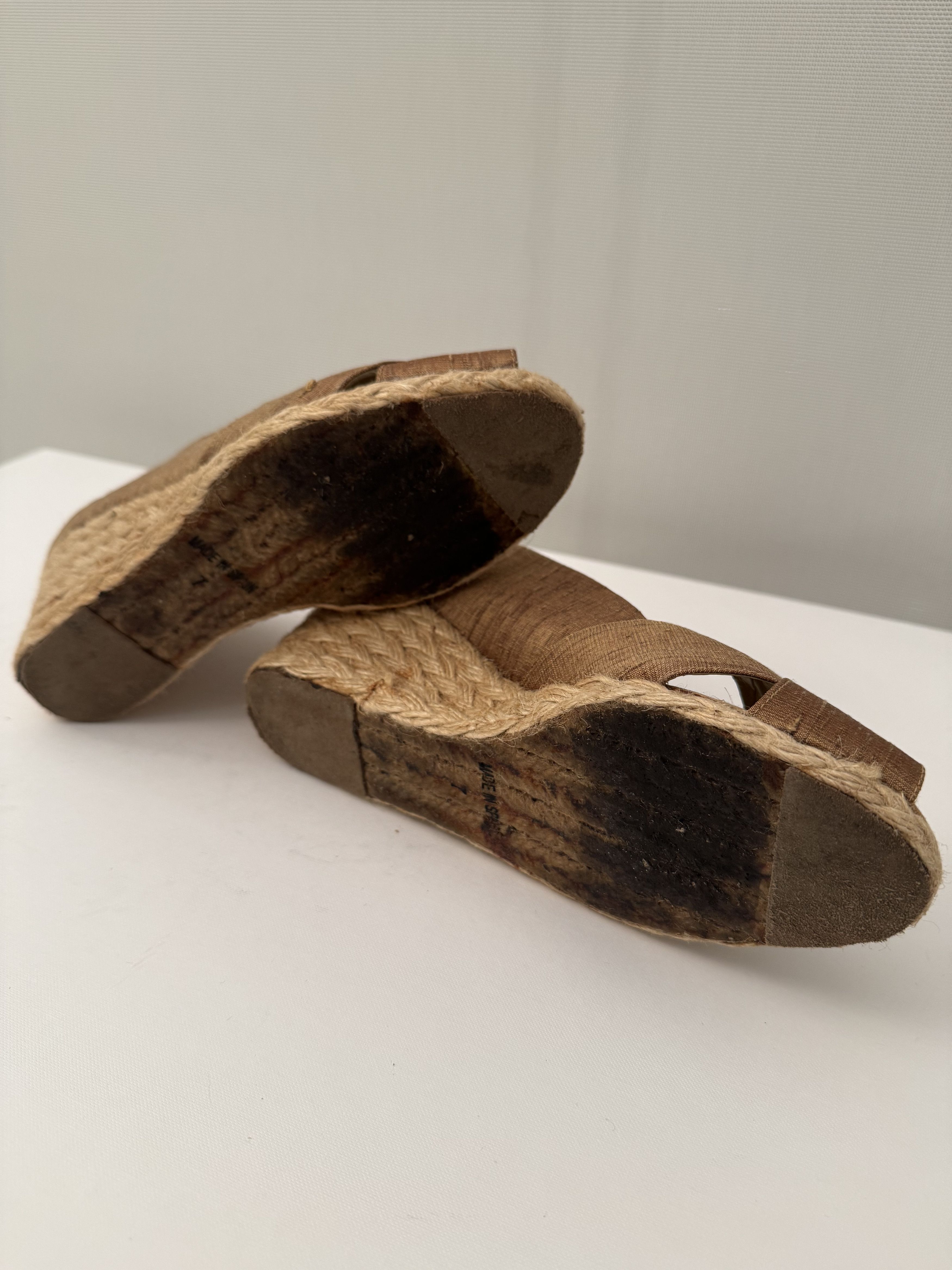 Lauren Ralph Lauren Gold Linen Wedges Size US 7 / IT 37 - 3 Thumbnail