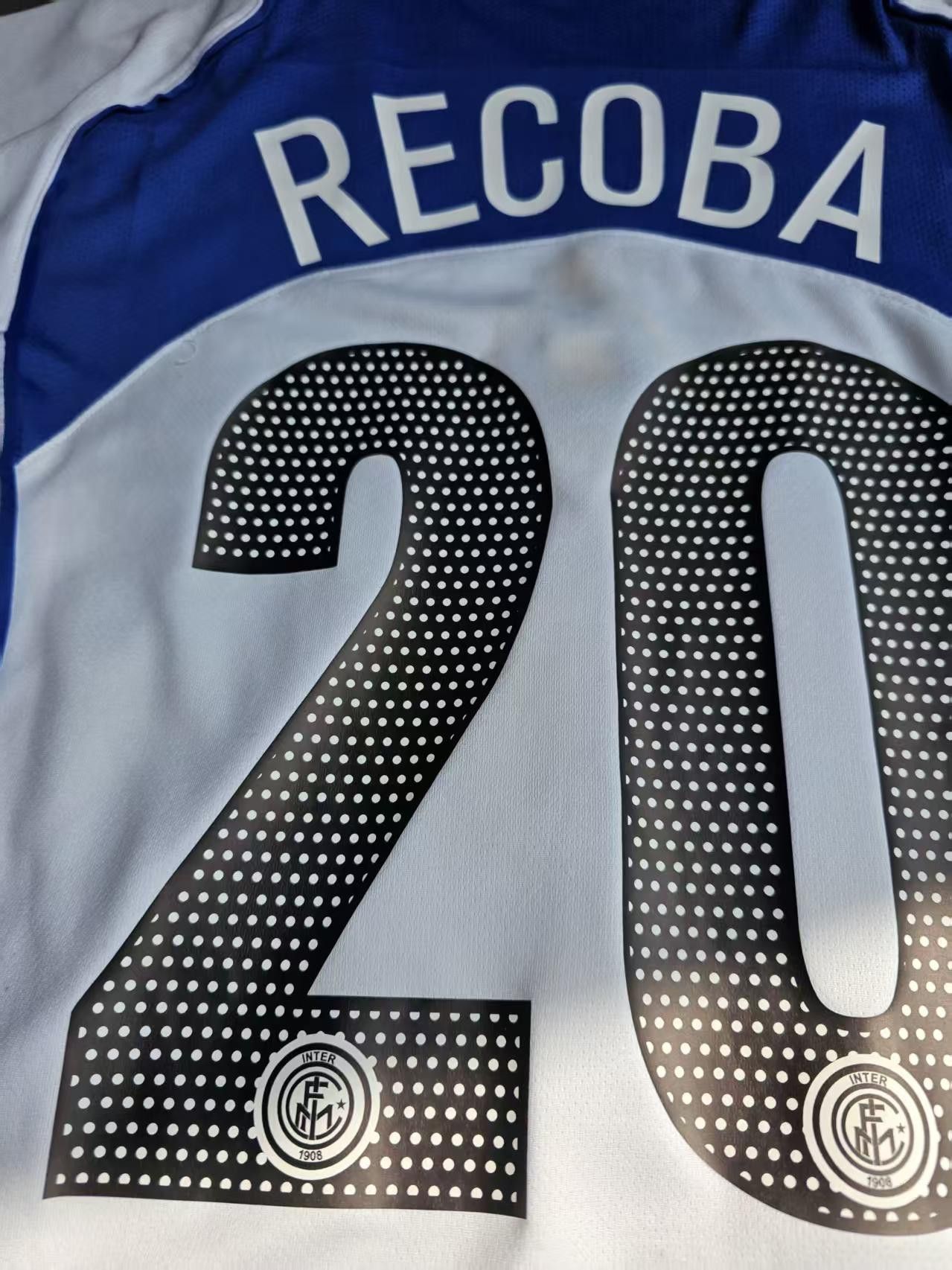 Other Inter Milan #20 Ronaldinho Jersey Away 2004 05 Season Size US L / EU 52-54 / 3 - 6 Thumbnail