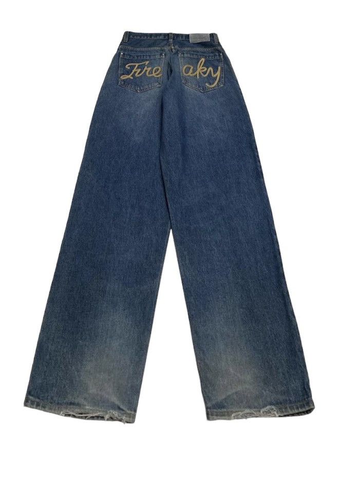 Vintage Rare Design Vintage Brand Freaky Baggy Jeans 2000s Size US 30 / EU 46 - 1 Thumbnail