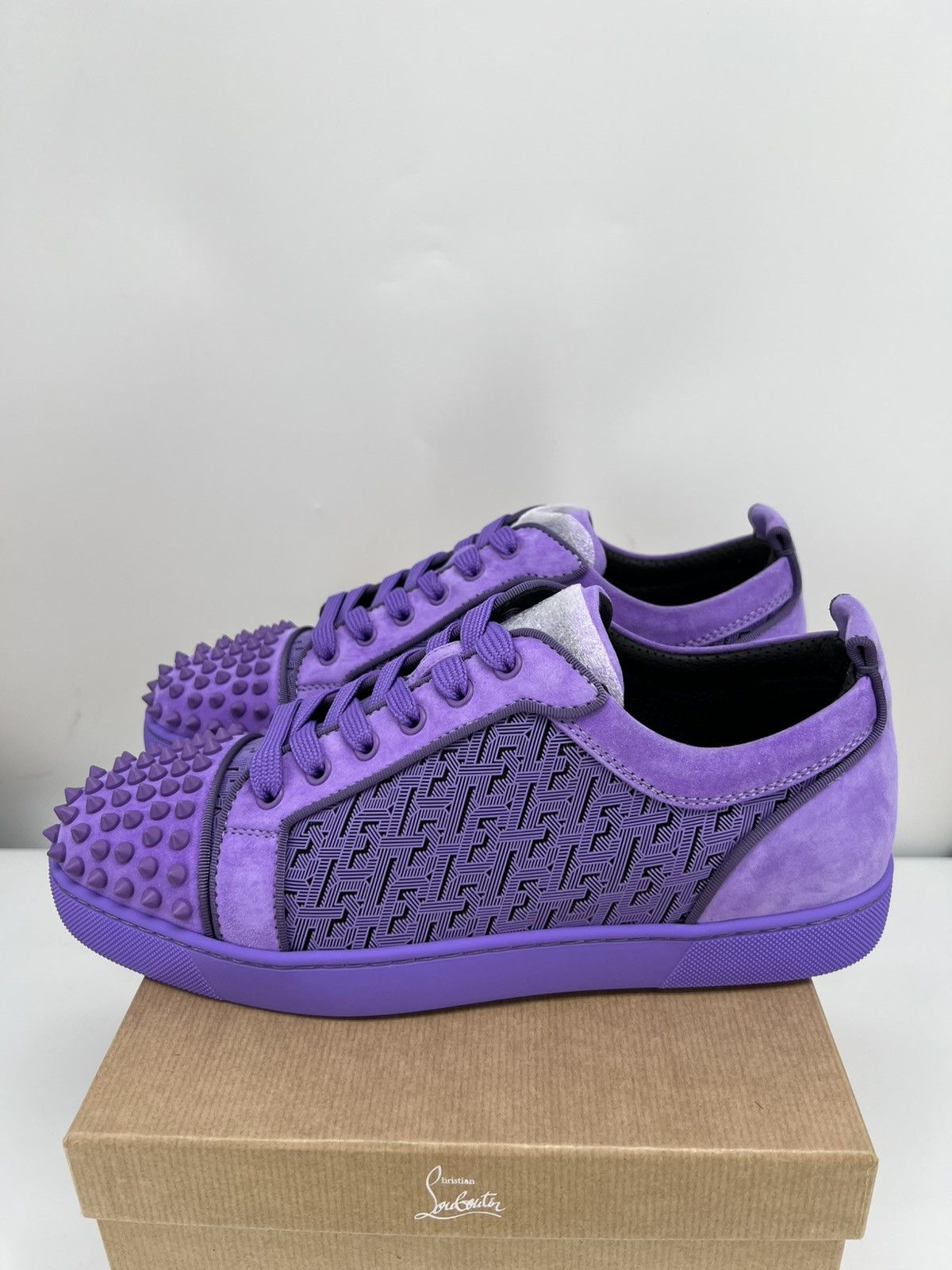 Christian Louboutin LOUIS JUNIOR SPIKES ORLATO Size US 12 / EU 45 - 1 Thumbnail