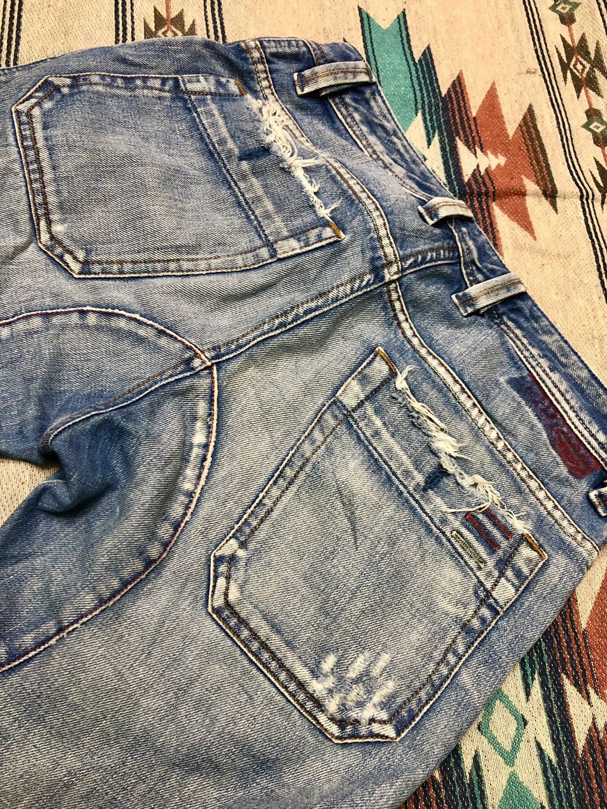Diesel VINTAGE DIESEL DISTRESSED DENIM Size US 31 - 8 Thumbnail