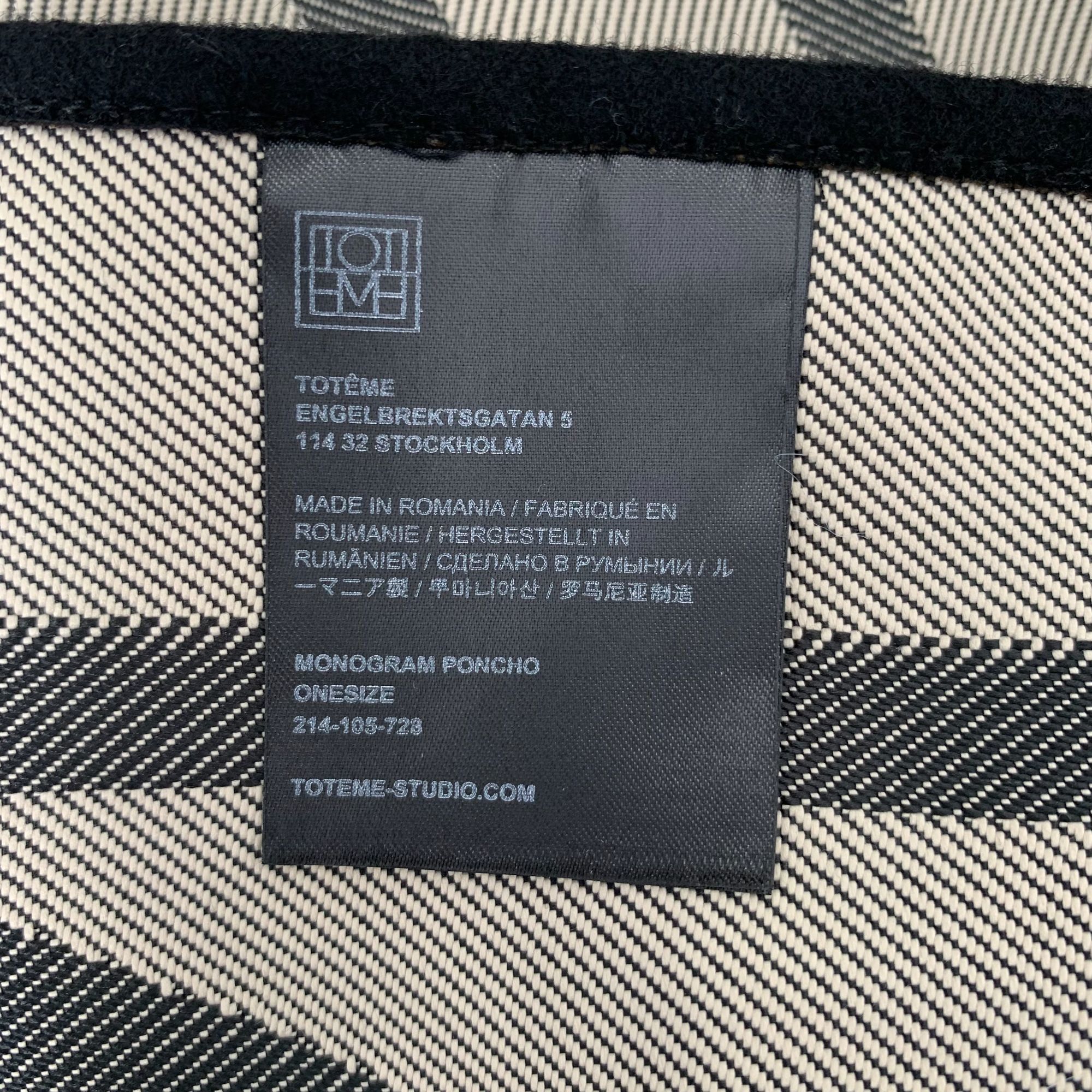 Toteme Toteme Monogram Poncho Cape Black Beige Hooded Size ONE SIZE - 6 Thumbnail
