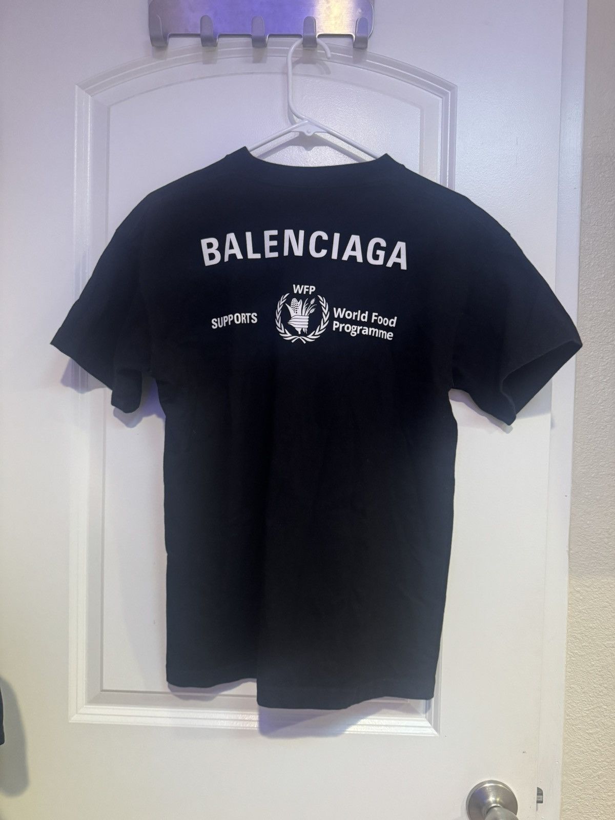 Balenciaga Balenciaga World food program Size US S / EU 44-46 / 1 - 1 Thumbnail
