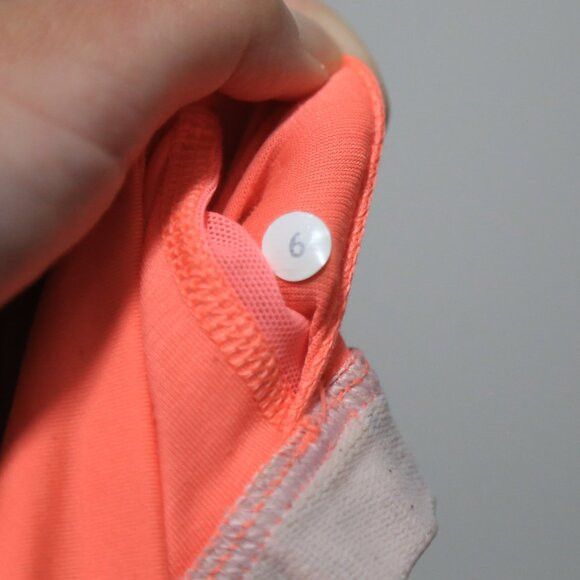 Lululemon Lululemon Mesh Luxtreme Tank Top Built-in Bra Salmon Pink Size M / US 6-8 / IT 42-44 - 5 Thumbnail