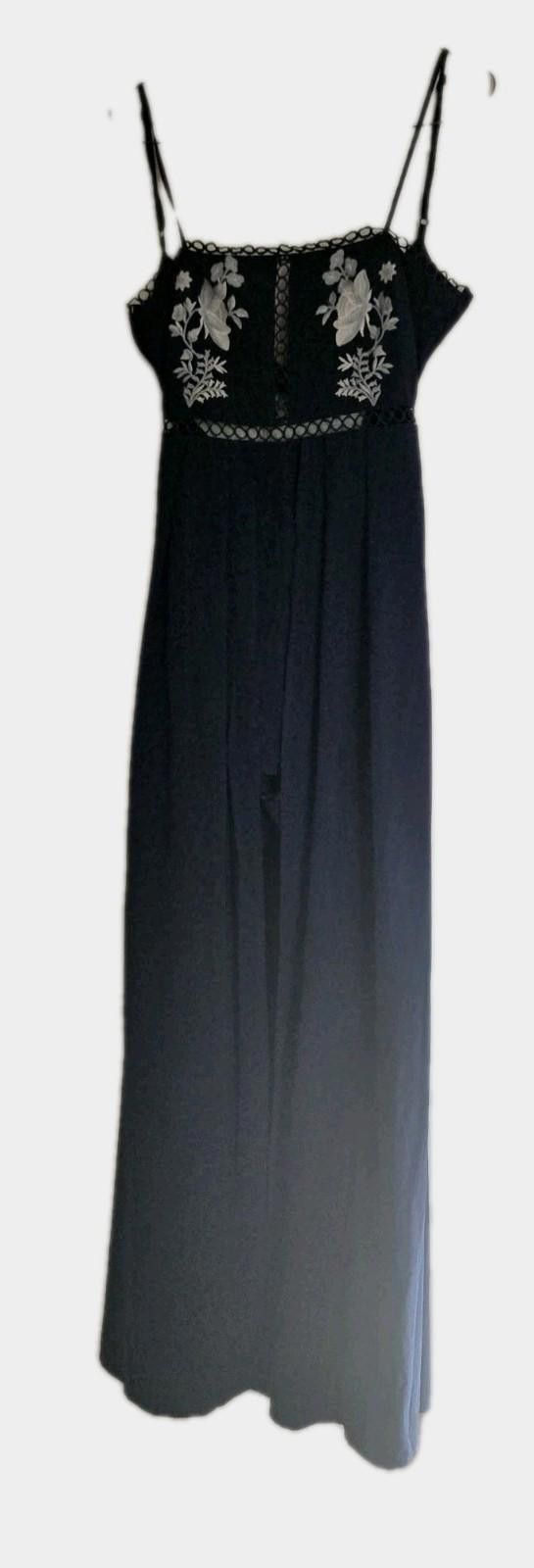 Fashion Nova Fashion Nova Malinda Maxi Dress Shorts Romper Navy Blue Spag Size 28" / US 6 / IT 42 - 1 Thumbnail