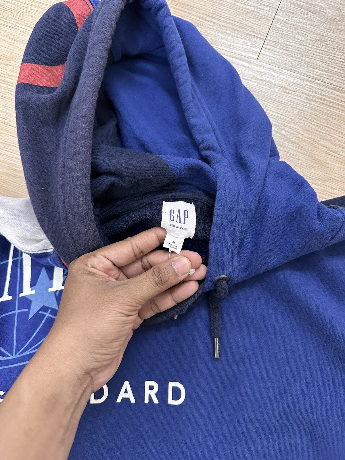 Beauty Beast Very Rare And Beautiful Gap Authentic Patchwork Hoodie Size US M / EU 48-50 / 2 - 9 Thumbnail
