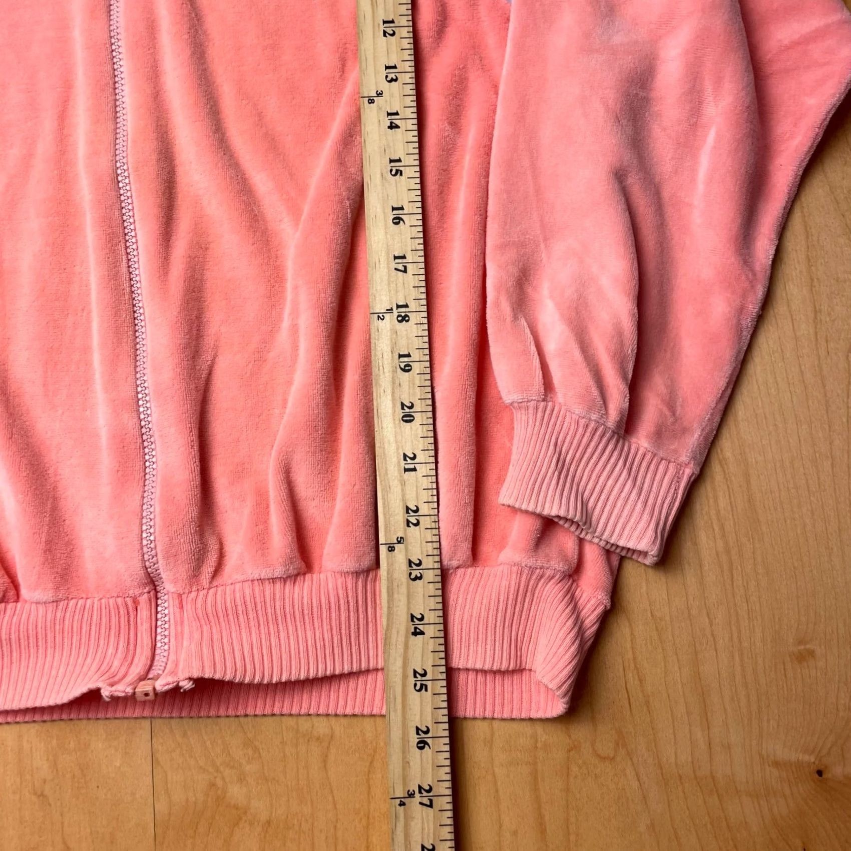 Etro It'S more specific and accurately reflects the item'S characteristics Size US M / EU 48-50 / 2 - 7 Thumbnail