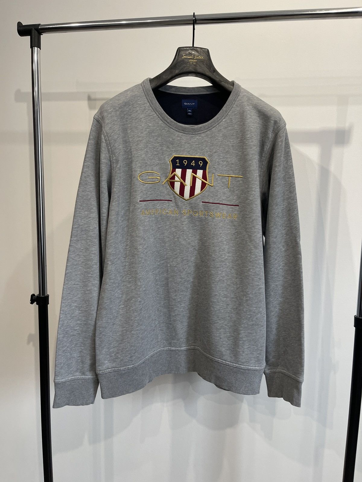 Gant GANT Archive Shield Embroidered Logo Sweatshirt Grey 2XL Size US XXL / EU 58 / 5 - 1 Thumbnail
