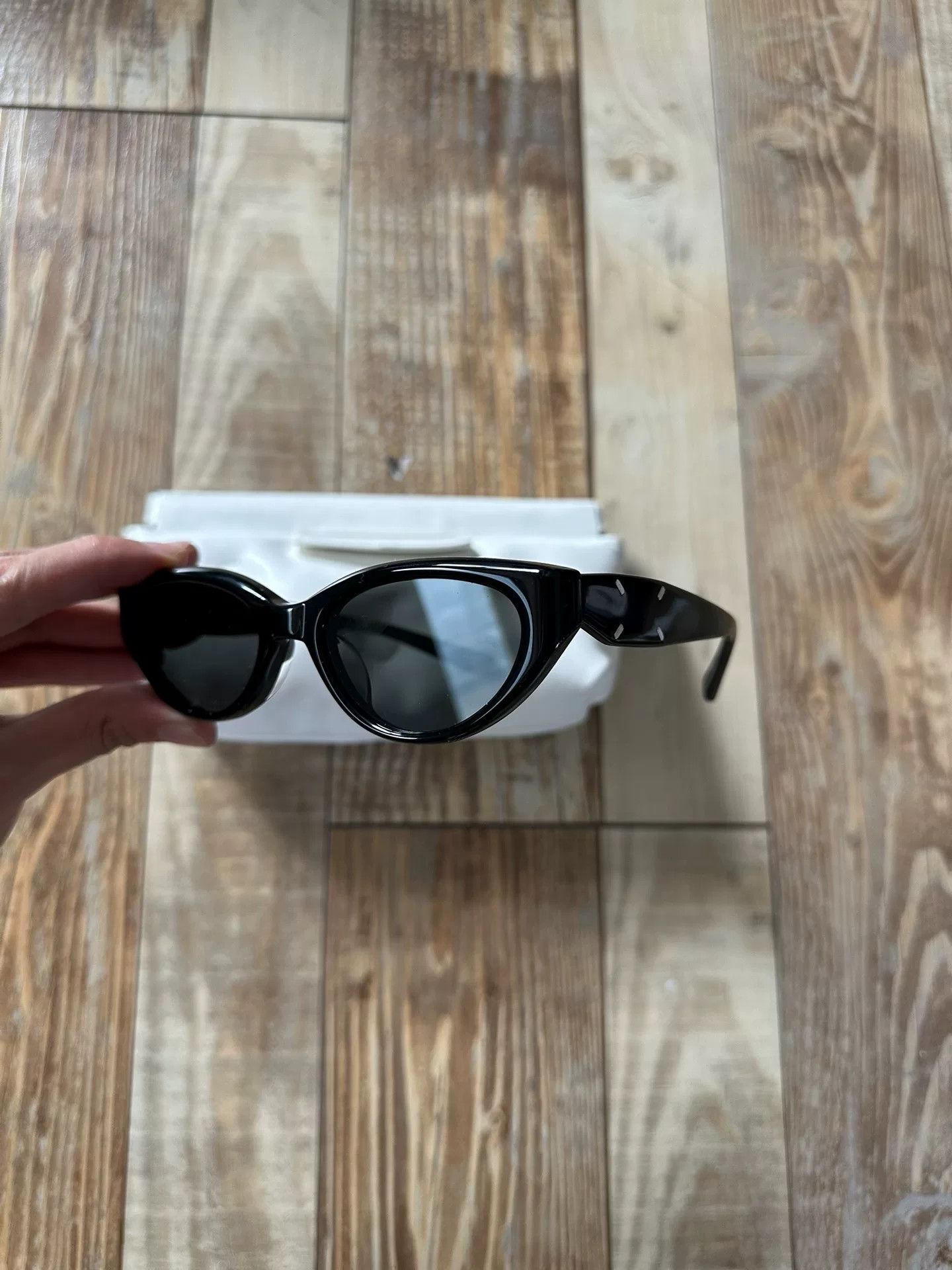 Gentle Monster Maison Margiela X Gentle Monster Cat-Eye Sunglasses Size ONE SIZE - 1 Thumbnail
