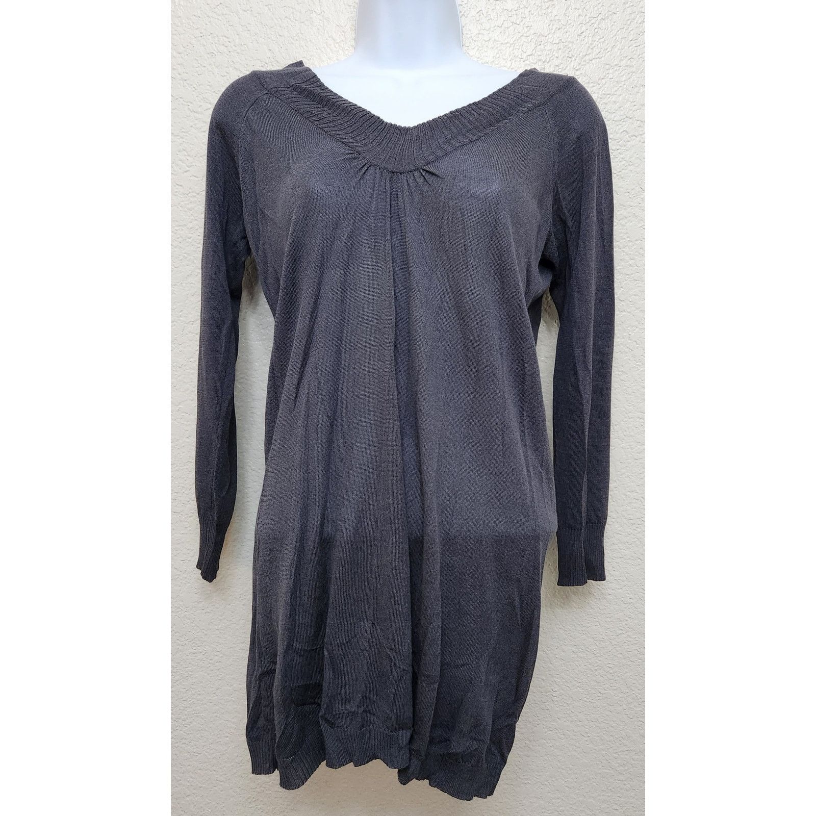 Other Gotha Gray Charcoal Pleated V Neck Tie Back Closure Top S Size S / US 4 / IT 40 - 1 Thumbnail
