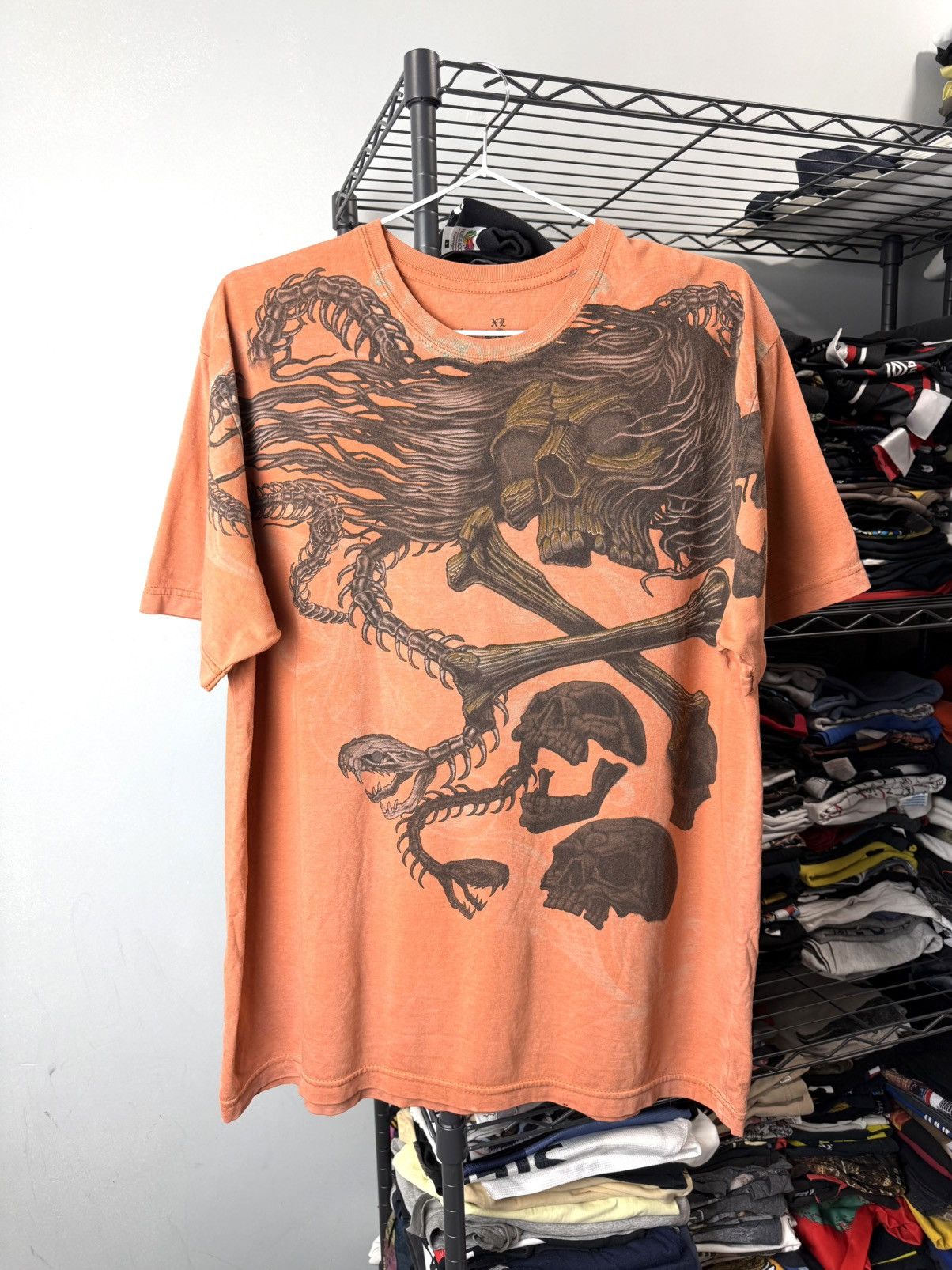 Vintage Vintage Artful Custom Art T Shirt Skull Bones Sceleton Size US L / EU 52-54 / 3 - 1 Thumbnail