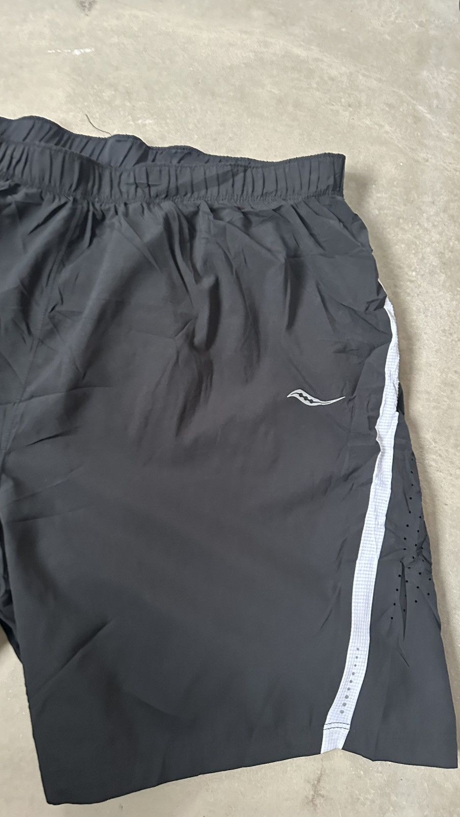 Saucony SAUCONY RUNNING SHORT Size US 32 / EU 48 - 3 Thumbnail