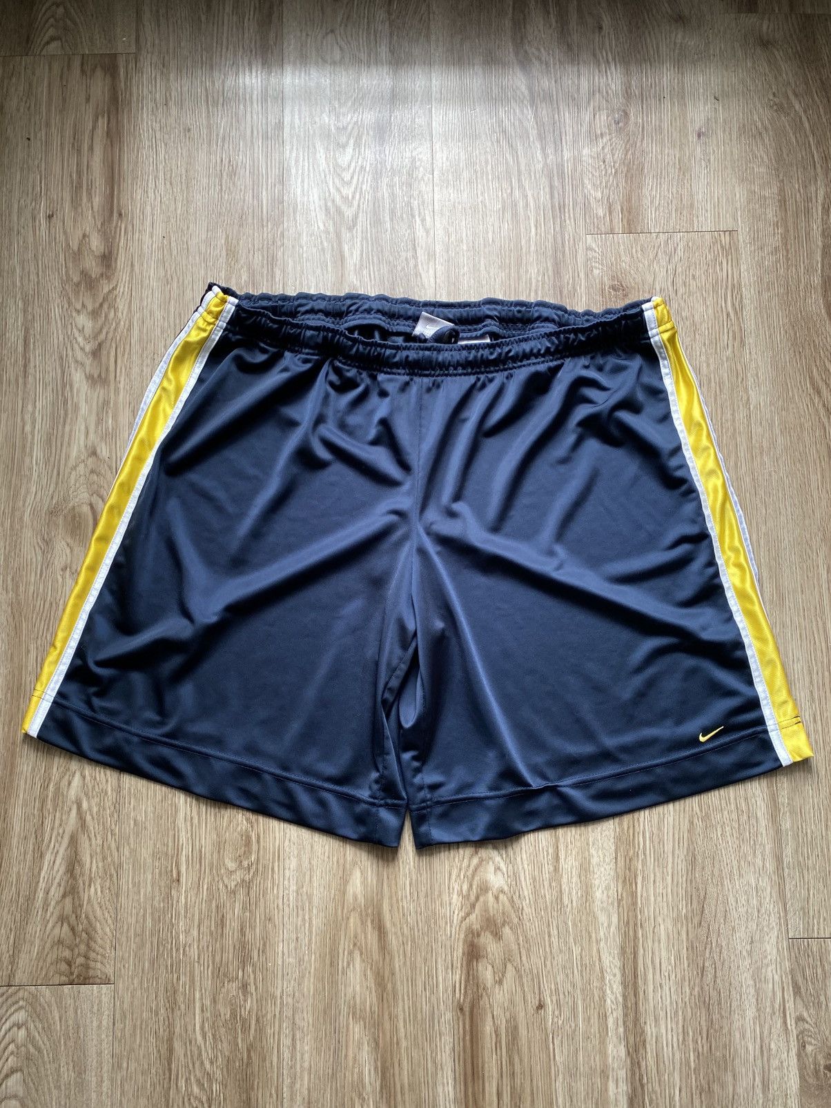Y2K Nike Baggy Basketball Shorts