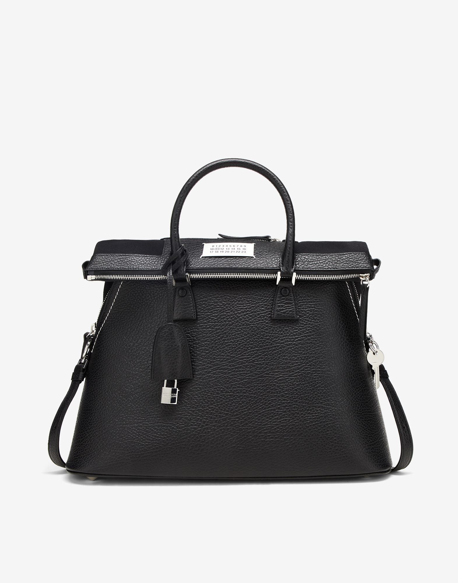 Maison Margiela oc11z0325 Size: OS / Large Bag in Black Size ONE SIZE - 1 Thumbnail