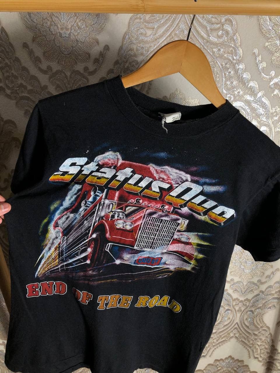 Band Tees VINTAGE STATUS QOU WORLD TOUR ROCK T-SHIRT RETRO METAL 90s Size US M / EU 48-50 / 2 - 2 Thumbnail