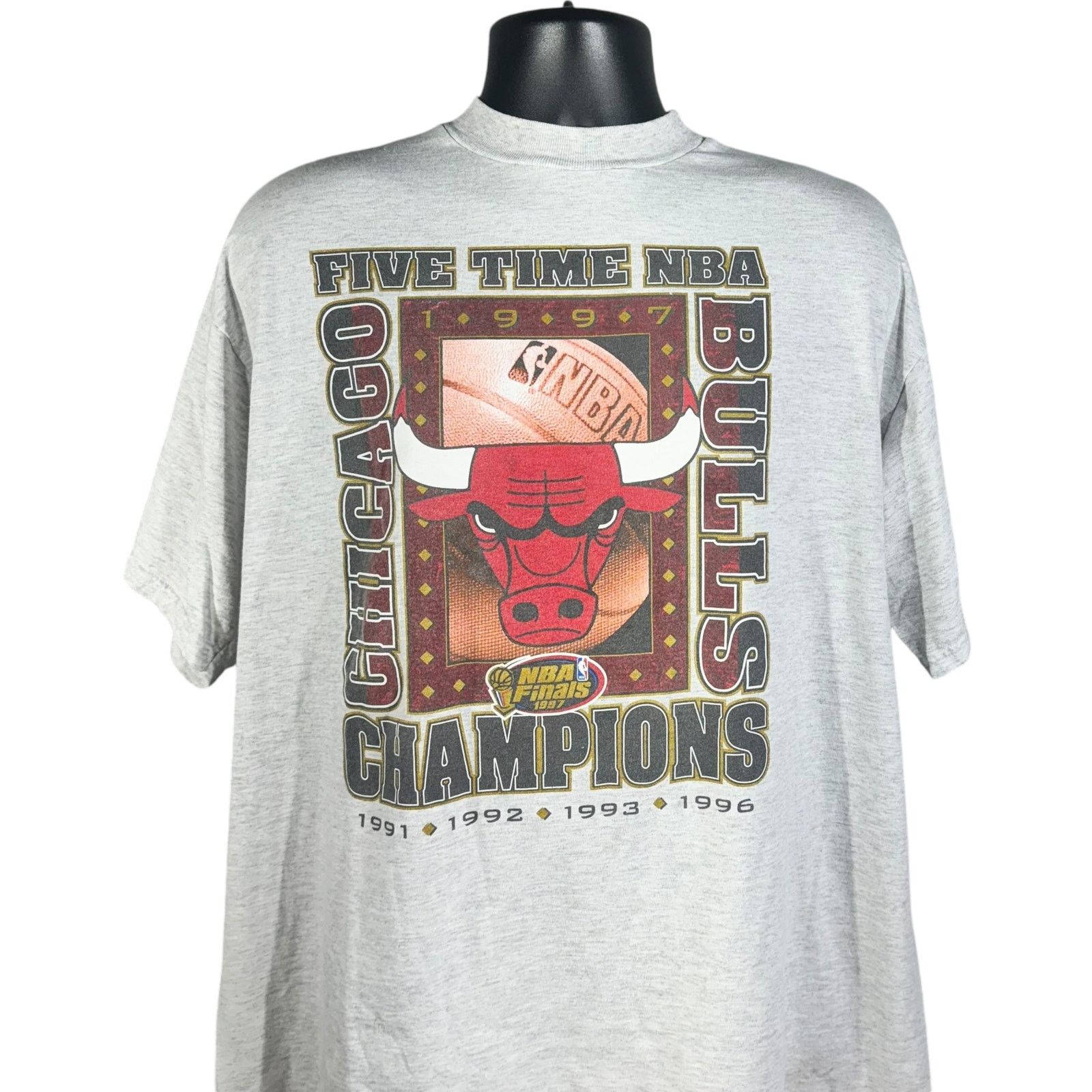 Logo 7 Vintage Chicago Bulls Five Time Champions Tee 90s Size US XL / EU 56 / 4 - 2 Thumbnail