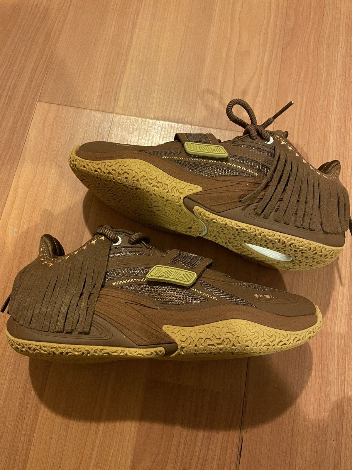Other Anta Kai 1 Chief Hela Size US 7 / EU 40 - 4 Thumbnail