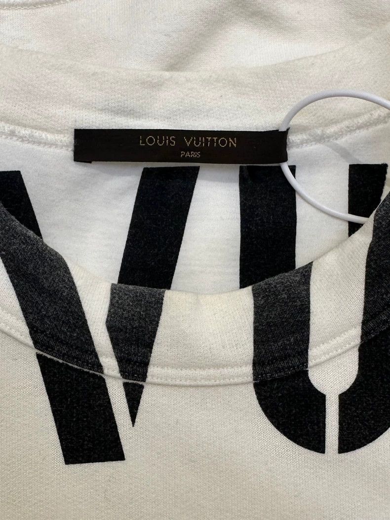 Louis Vuitton Louis Vuitton Hiroshi Fujiwara co-branded white logo short Size US S / EU 44-46 / 1 - 8 Thumbnail