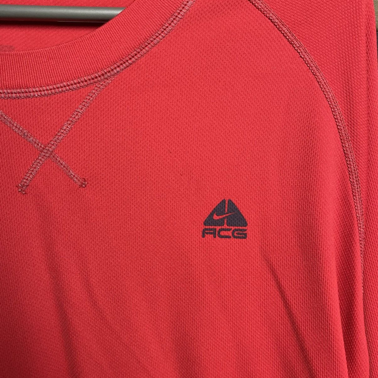 Nike ACG Vintage Nike Acg Small logo y2k dri fit longsleeve size L Size US L / EU 52-54 / 3 - 3 Thumbnail